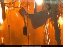 Fire Breaks Out At Building In Delhi's Seelampur Area, No Casualties Fire Breaks Out At Building In Delhi's Seelampur Area, No Casualties