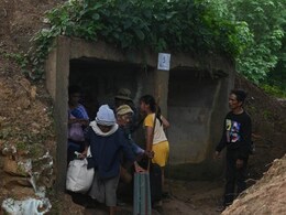 Thailand Cambodia War: थाईलैंड-कंबोडिया सीमा पर हमले जारी, 14 थाई नागरिक की मौत... कई हुए बेघर Thailand Cambodia War: थाईलैंड-कंबोडिया सीमा पर हमले जारी, 14 थाई नागरिक की मौत... कई हुए बेघर