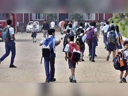 School Holiday: राजस्थान में इन 11 जिलों के स्कूलों में छुट्टी घोषित, भारी बारिश के चलते प्रशासन का फैसला School Holiday: राजस्थान में इन 11 जिलों के स्कूलों में छुट्टी घोषित, भारी बारिश के चलते प्रशासन का फैसला
