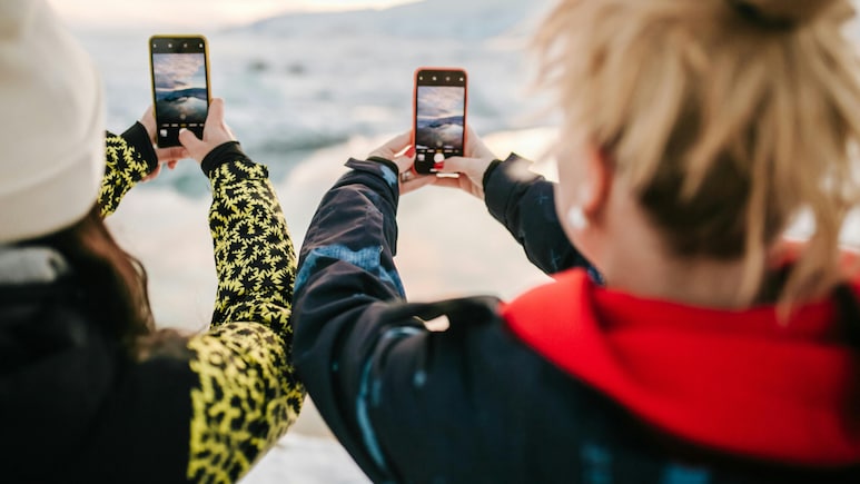 How Social Media Is Changing The Way We Travel How Social Media Is Changing The Way We Travel