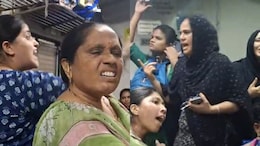 "Speak In Marathi": Fight Over Seat In Mumbai Local Turns Into Language Row