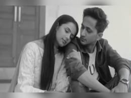 कैसी थी राधिका? क्या हुई थी बात?... वायरल वीडियो में दिख रहे लड़के ने NDTV पर आकर सबकुछ बताया कैसी थी राधिका? क्या हुई थी बात?... वायरल वीडियो में दिख रहे लड़के ने NDTV पर आकर सबकुछ बताया