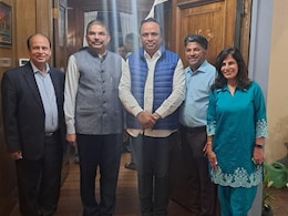 Marathi School in USA: अमेरिकतील मराठी शाळांना महाराष्ट्र शासन अभ्यासक्रम पुरवणार, आशिष शेलार यांचे आश्वासन Marathi School in USA: अमेरिकतील मराठी शाळांना महाराष्ट्र शासन अभ्यासक्रम पुरवणार, आशिष शेलार यांचे आश्वासन