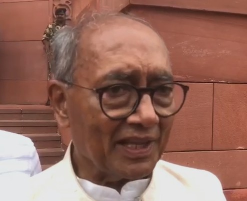 ना हिंदू आतंकवादी हो सकता है ना मुसलमान, कुछ लोग होते हैं जो... मालेगांव फैसले पर दिग्विजय सिंह