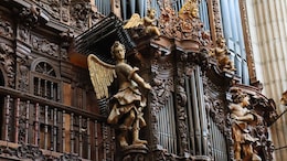 6 Breathtaking Churches Around The World That Appear To Be Stuck In Time