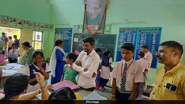 Andhra Pradesh Sets World Record For Largest Parent-Teacher Meeting Andhra Pradesh Sets World Record For Largest Parent-Teacher Meeting