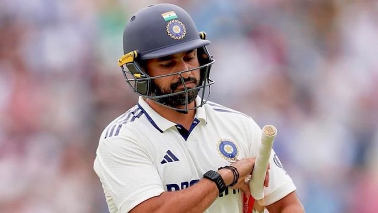 IND vs ENG : तुझ्याकडून 30 धावांची अपेक्षा नाहीये, माजी भारतीय खेळाडूने Karun Nair ला सुनावलं IND vs ENG : तुझ्याकडून 30 धावांची अपेक्षा नाहीये, माजी भारतीय खेळाडूने Karun Nair ला सुनावलं
