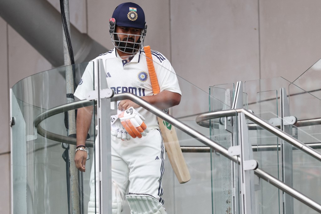 "Should've Been Timed Out": Rishabh Pant Accused Of 'Milking' Injury