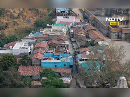 Kolhapur News: 'तर आम्ही थेट कर्नाटकात सहभागी होवू', महाराष्ट्रातल्या 'या' गावाने अशी धमकी का दिली? Kolhapur News: 'तर आम्ही थेट कर्नाटकात सहभागी होवू', महाराष्ट्रातल्या 'या' गावाने अशी धमकी का दिली?