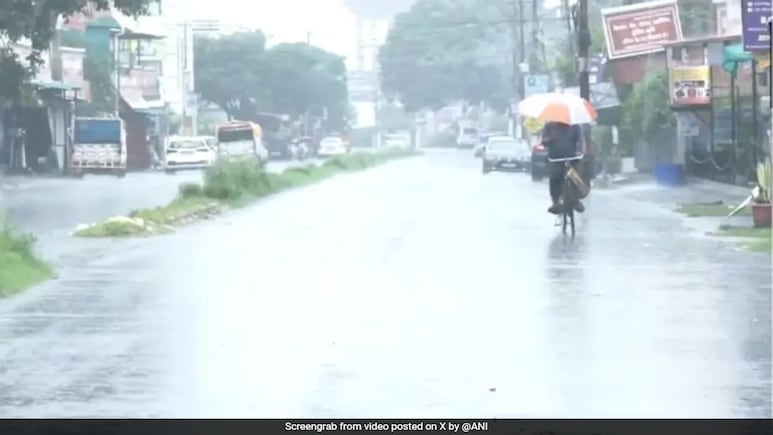 Yellow Alert Issued For Heavy Rain, Thunderstorms In Parts Of Uttarakhand Yellow Alert Issued For Heavy Rain, Thunderstorms In Parts Of Uttarakhand