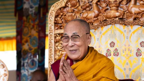 Grammy 2026 Live Updates: दलाई लामा ने जीता पहला ग्रैमी अवॉर्ड, के-पॉप डेमन हंटर्स ने रचा इतिहास- पढ़ें लेटेस्ट अपडेट्स