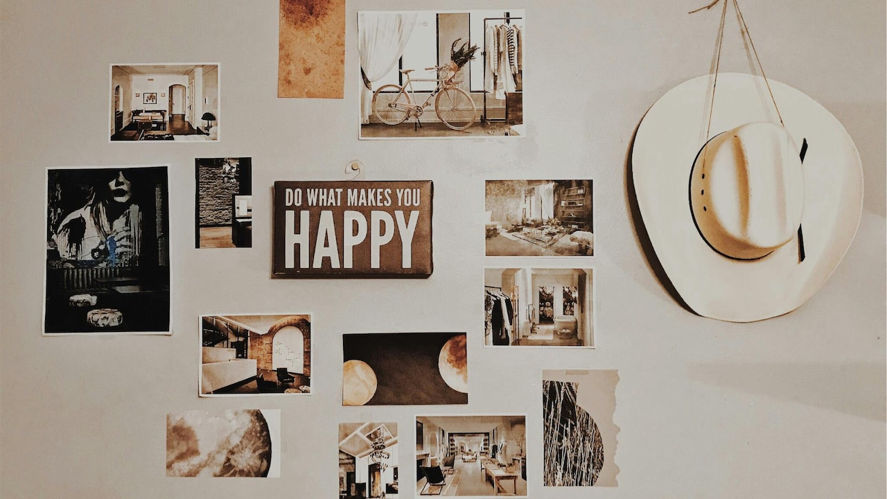 From symmetry to spontaneity, photo walls that reflect your personality.