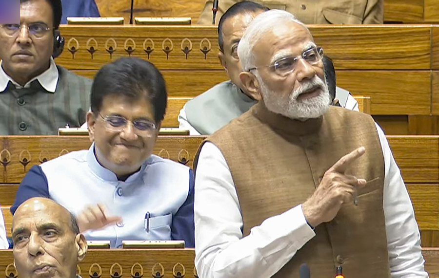 मैं भारत का पक्ष रखने के लिए खड़ा हुआ हूं... कैसे एक वाक्य से पीएम मोदी ने विपक्ष पर चलाया ब्रह्मास्त्र