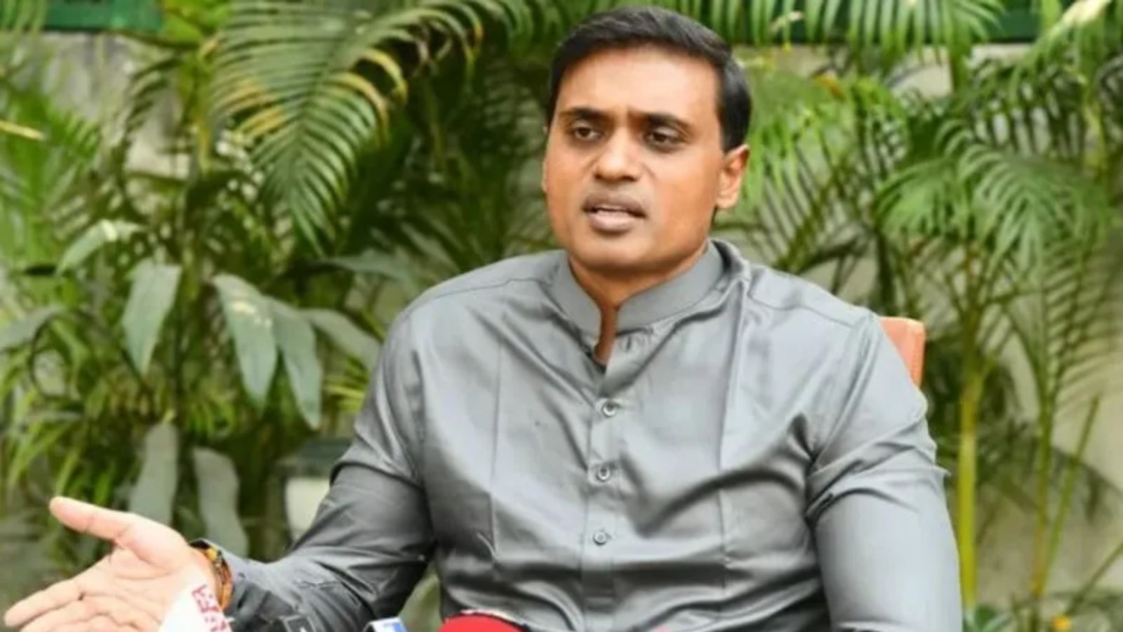 आंध्र प्रदेश में 3,200 करोड़ रुपये के शराब घोटाले में जगन रेड्डी पार्टी के सांसद मिधुन रेड्डी गिरफ्तार