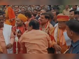 कावड़ यात्रा का खर्च उठाएगी सरकार... उज्जैन में CM मोहन यादव ने "बोल बम" का जयकारा लगाकर शुरू की यात्रा  कावड़ यात्रा का खर्च उठाएगी सरकार... उज्जैन में CM मोहन यादव ने "बोल बम" का जयकारा लगाकर शुरू की यात्रा