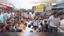 Jaipur Murder: जयपुर में युवक की हत्या के बाद पथराव, आक्रोशित भीड़ ने किया ट्रैफिक जाम, पुलिस का लाठीचार्ज