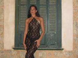 Dua Lipa In A Black Sheer Dress Looks Nothing Short Of Stunning Dua Lipa In A Black Sheer Dress Looks Nothing Short Of Stunning