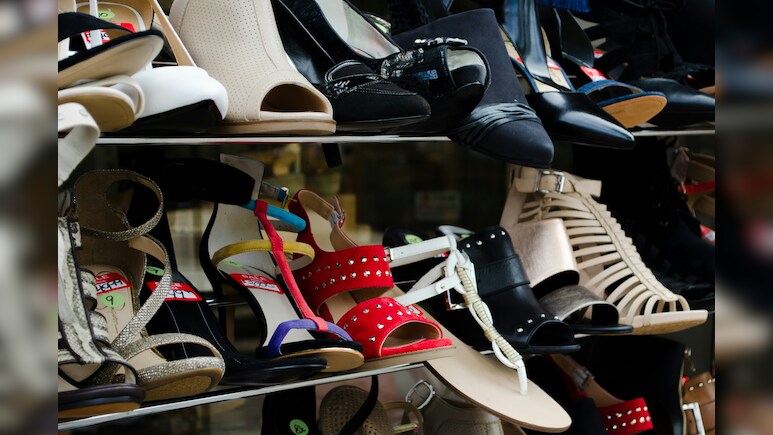 लाएं अपने Home Style में बदलाव इन Elegant और Smart Shoe Racks के साथ! कीमत है बेहद कम लाएं अपने Home Style में बदलाव इन Elegant और Smart Shoe Racks के साथ! कीमत है बेहद कम