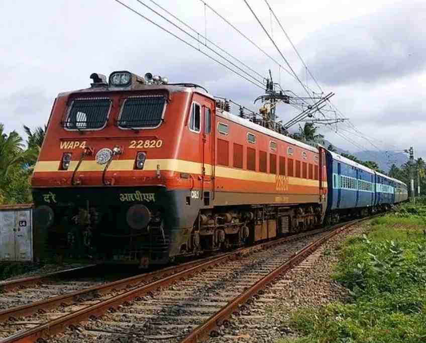 'I Realised How...': Woman Shares Experience Of Travelling Alone At Night In Indian Train