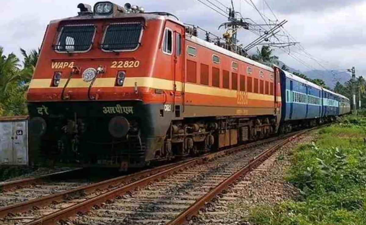 'I Realised How...': Woman Shares Experience Of Travelling Alone In Indian Train