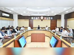CG Cabinet Decisions: CM साय की अध्यक्षता में हुई कैबिनेट बैठक,लिए गए ये महत्वपूर्ण फैसले CG Cabinet Decisions: CM साय की अध्यक्षता में हुई कैबिनेट बैठक,लिए गए ये महत्वपूर्ण फैसले