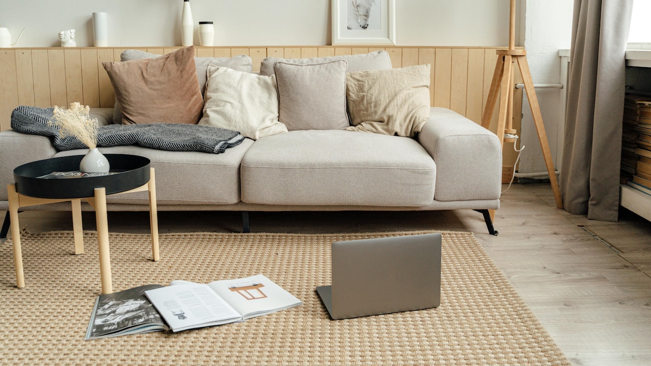 Compact Comfort, Big Impact: Ideal for small spaces, this dual-duty stunner checks off style and practicality.