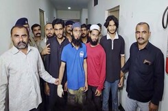 4 Al-Qaeda Terrorists Arrested In Gujarat, They Used Auto-Delete App 4 Al-Qaeda Terrorists Arrested In Gujarat, They Used Auto-Delete App