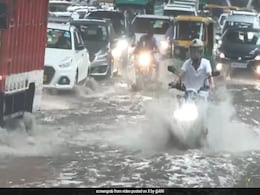 Rain In Parts Of Delhi, Light To Moderate Showers Expected: Weather Office Rain In Parts Of Delhi, Light To Moderate Showers Expected: Weather Office