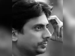 पुजारी से बना एक्टर, फ्लॉप होने पर बना दी 150 करोड़ की फिल्म, 13 साल बाद भी नहीं भूले लोग पुजारी से बना एक्टर, फ्लॉप होने पर बना दी 150 करोड़ की फिल्म, 13 साल बाद भी नहीं भूले लोग