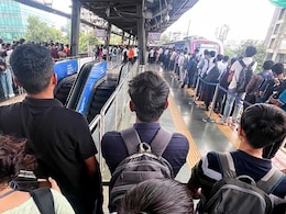 Ghatkopar Versova Metro Service : घाटकोपर स्थानकात गर्दी का झाली? मेट्रो प्रशासनाने दिलेली माहिती ऐकून तुम्हाला धक्का बसेल Ghatkopar Versova Metro Service : घाटकोपर स्थानकात गर्दी का झाली? मेट्रो प्रशासनाने दिलेली माहिती ऐकून तुम्हाला धक्का बसेल