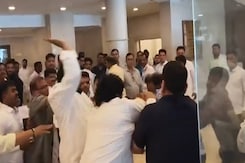 Workers Of BJP, Sharad Pawar's NCP Clash In Maharashtra Assembly Lobby Workers Of BJP, Sharad Pawar's NCP Clash In Maharashtra Assembly Lobby