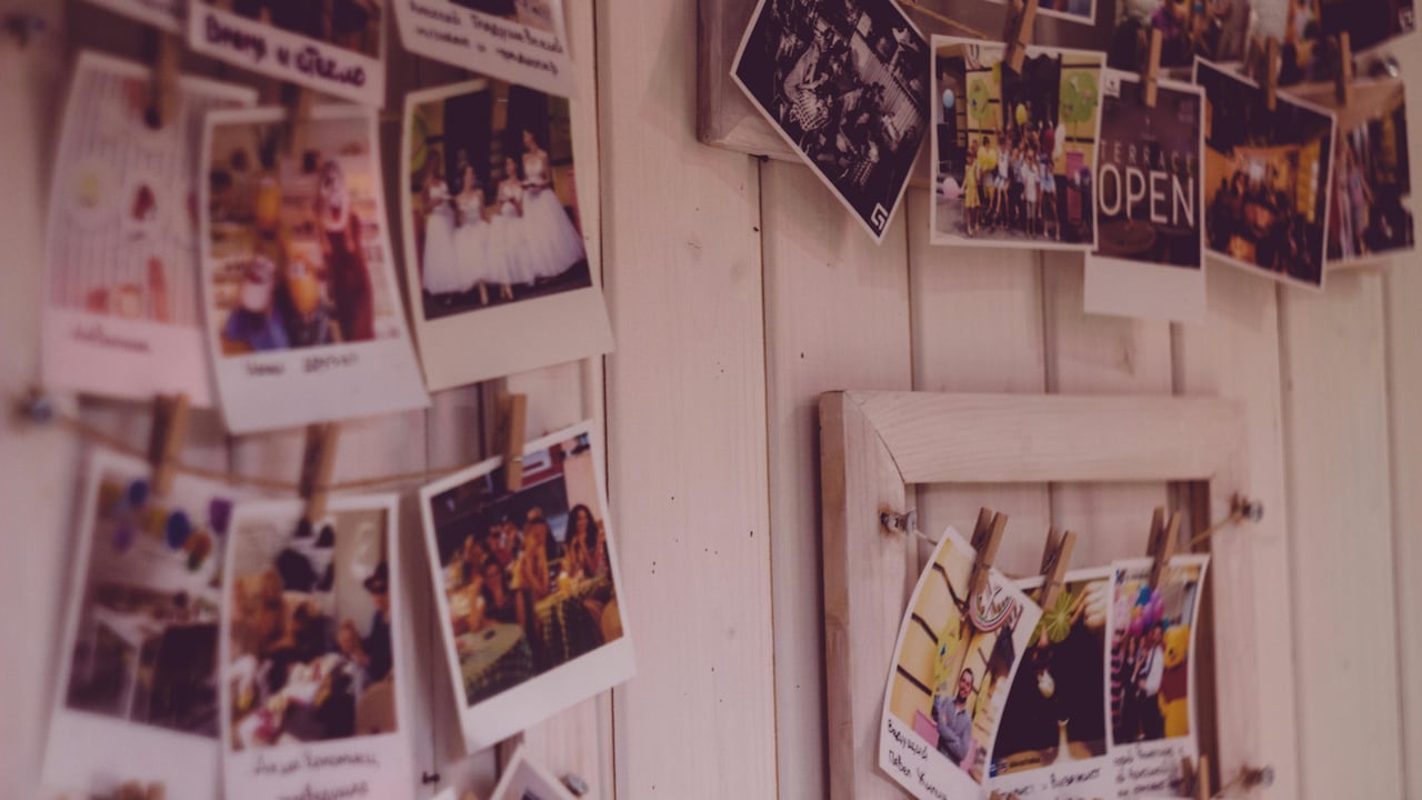 Create a welcoming vibe with a photo wall that speaks from the heart.