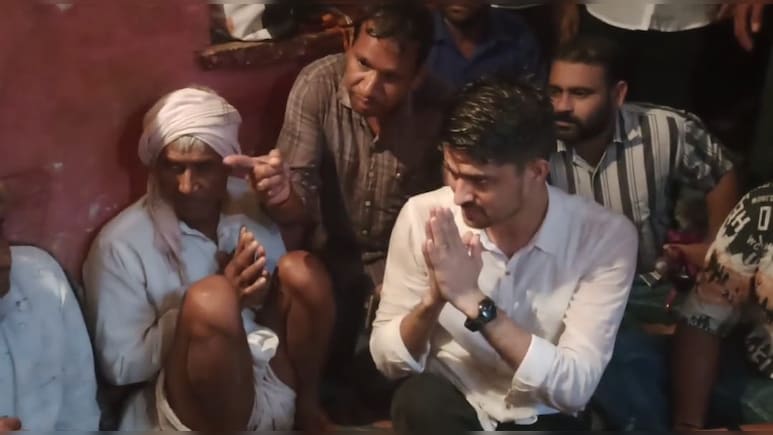 झालावाड़ हादसा: मृत बच्चों के परिवार से मिले निर्मल चौधरी, एक-एक लाख रुपये की दी आर्थिक सहायता