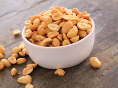 Peanuts In Winters: How To Consume Safely Without Gaining Weight