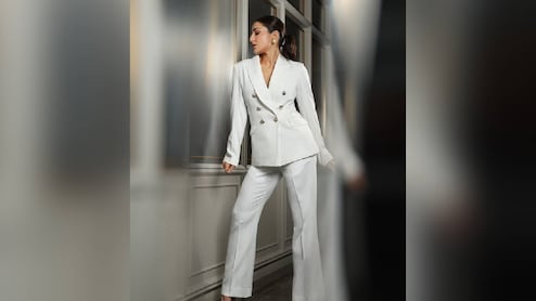 बोसी लुक, फिल्मी स्टाइल! इन Trendy Co-Ord Sets के साथ Sara Ali Khan की तरह बनाएं अपना Fashion Statement