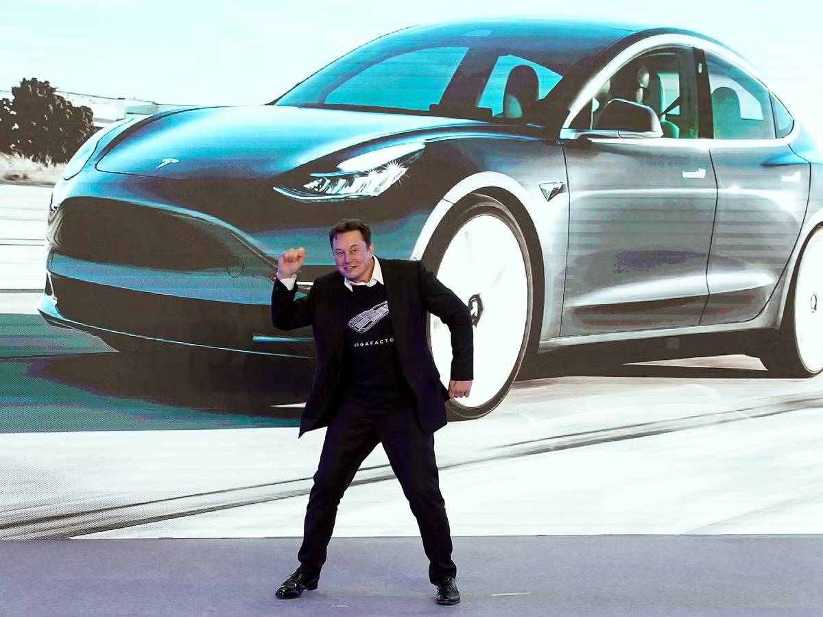 Tesla&#039;s Stock Rises As Elon Musk Buys Over 2.5 Million Shares Worth $1 Billion