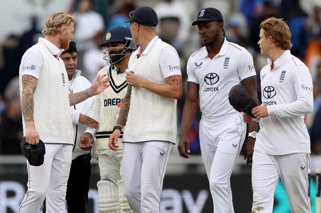 Stokes, Jadeja Engage In Tense Chat As 'Handshake' Row Hits 4th Test - Video