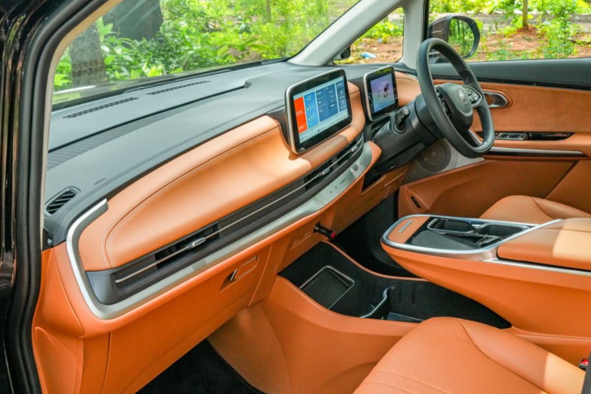 MG M9 Interior MG M9 Interior