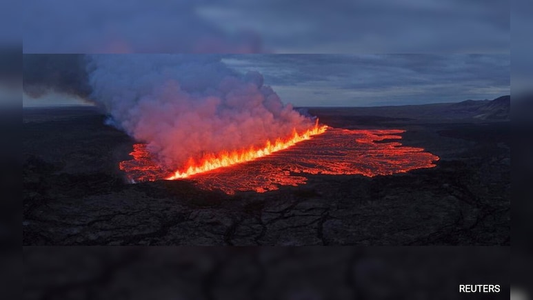 Windless Weather Traps Volcanic Cloud Over Iceland, Triggers Pollution Red Alert