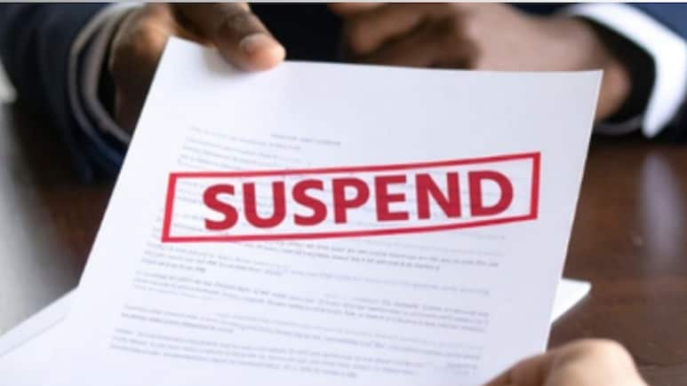 Rajasthan: शिक्षक ने स्कूल छात्रा के साथ की अश्लील हरकत, विभाग ने एक्शन लेते हुए किया निलंबित
