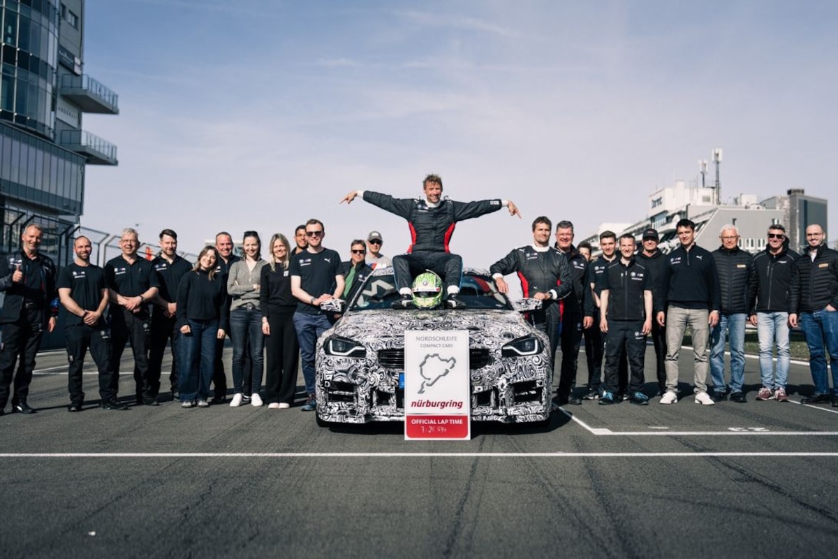 BMW M2 CS sets record BMW M2 CS sets record