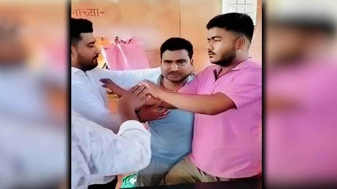 MNS Workers Slapped Man For Not Speaking In Marathi