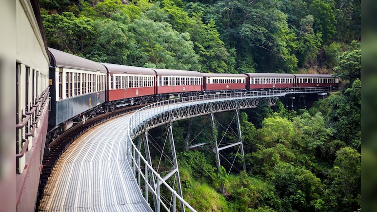 Ganapati Special Train 2025: चाकरमान्यांसाठी खुशखबर! गणपतीला कोकणात जाण्यासाठी स्पेशल ट्रेन; 'या' तारखेपासून करा बुकिंग Ganapati Special Train 2025: चाकरमान्यांसाठी खुशखबर! गणपतीला कोकणात जाण्यासाठी स्पेशल ट्रेन; 'या' तारखेपासून करा बुकिंग