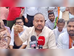 भाजपा नेता ने अपनी ही सरकार पर लगाया भ्रष्टाचार का आरोप, तो कांग्रेस ने भी कर दिया पलटवार भाजपा नेता ने अपनी ही सरकार पर लगाया भ्रष्टाचार का आरोप, तो कांग्रेस ने भी कर दिया पलटवार