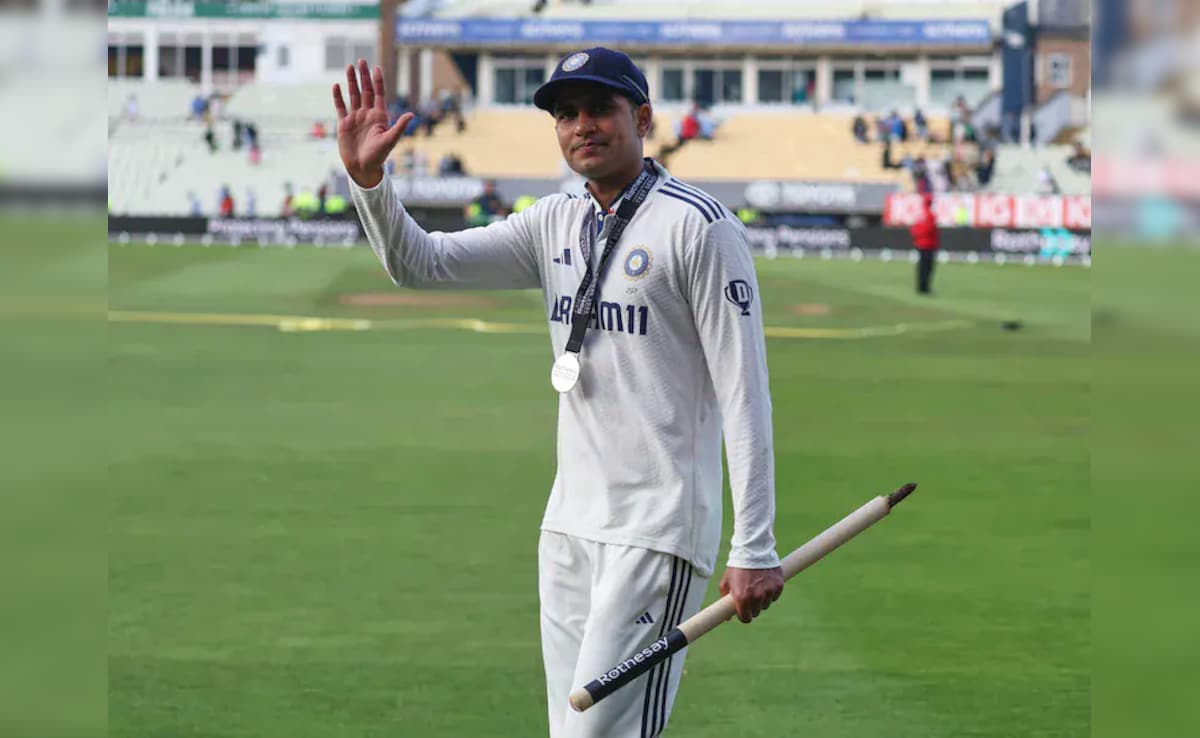 Ex-India Coach Namedrops MS Dhoni In Stunning Advice For Shubman Gill: "Early Days..."