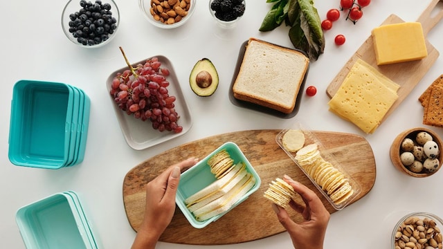 Diabetes Snacks: Healthy snacks can deliver proper portion of fibre, protein and healthy fats