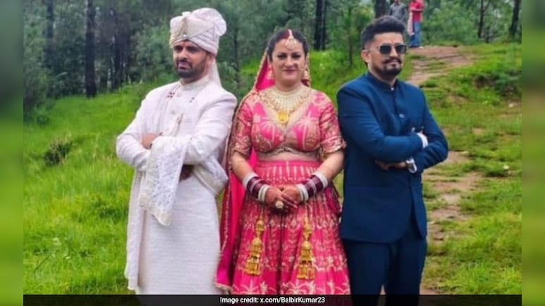 पहाड़ों में गूंजी अनोखी शादी की शहनाई, दो सगे भाइयों ने एक ही लड़की संग लिए सात फेरे, हर तरफ हो रही चर्चा