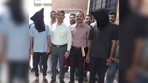 Zomato डिलीवरी बॉय निकला ड्रग तस्कर, 3 करोड़ 97 लाख रुपये की एमडी ड्रग्स जब्त