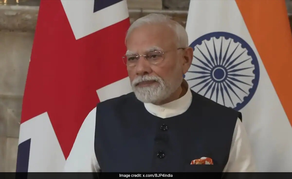 От отбраната до фермерите: Това, което премиерът Моди каза за историческото споразумение за свободна търговия 