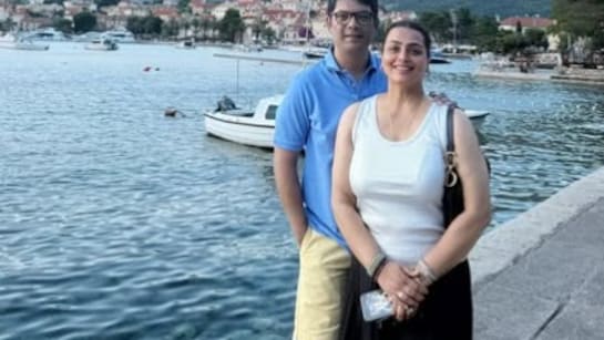 Shilpa Shirodkar, "10th Fail", Married A Banker Who Is "Double MBA": "Never  Felt Small In Front Of Him"